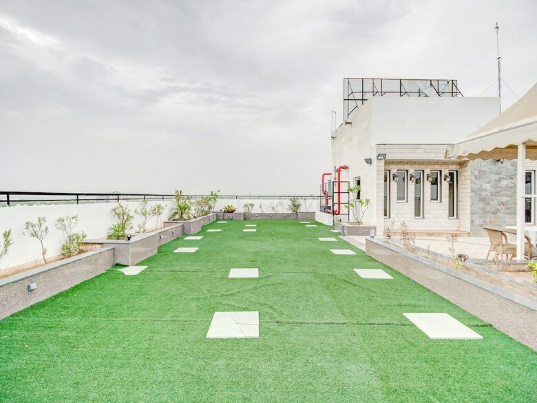 Oyo 43979 Hotel Urbanite