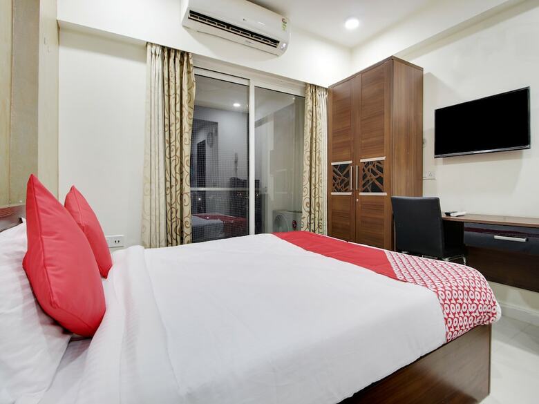 Oyo 43979 Hotel Urbanite