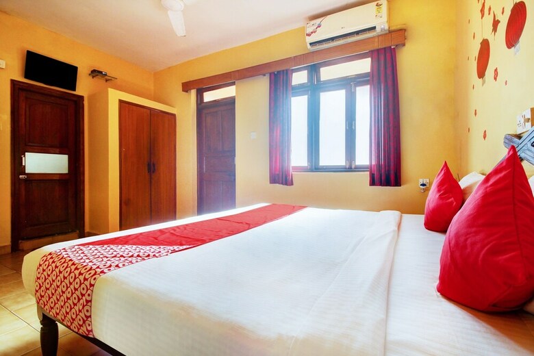 Hotel Oyo 42077 Log Inn
