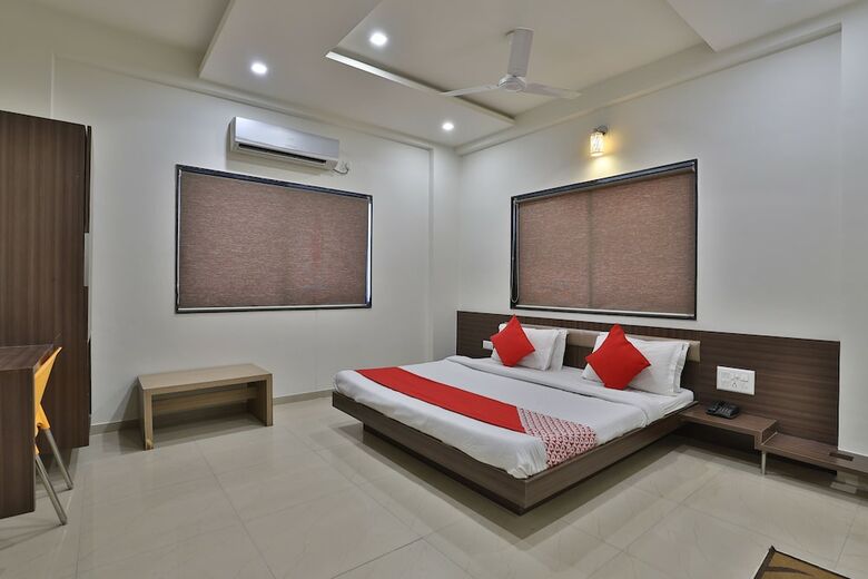 Oyo 41737 Hotel Atithi