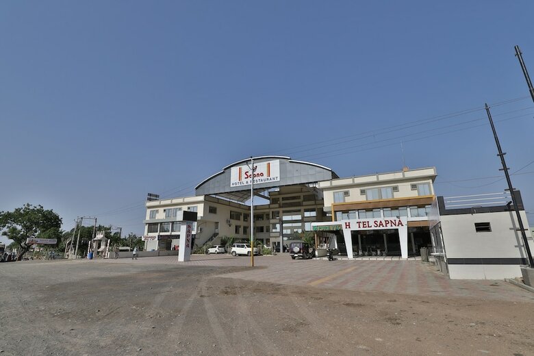 Spot On 39371 Hotel Sapna