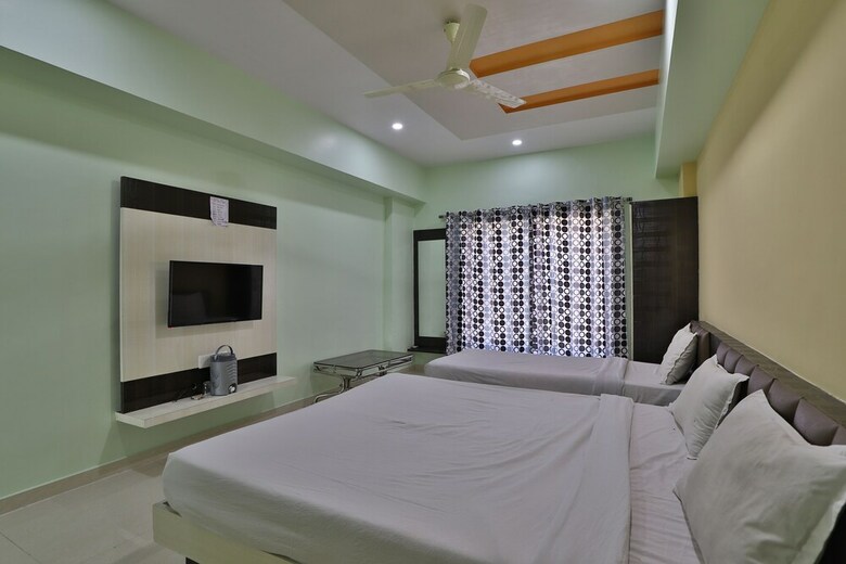 Spot On 39371 Hotel Sapna