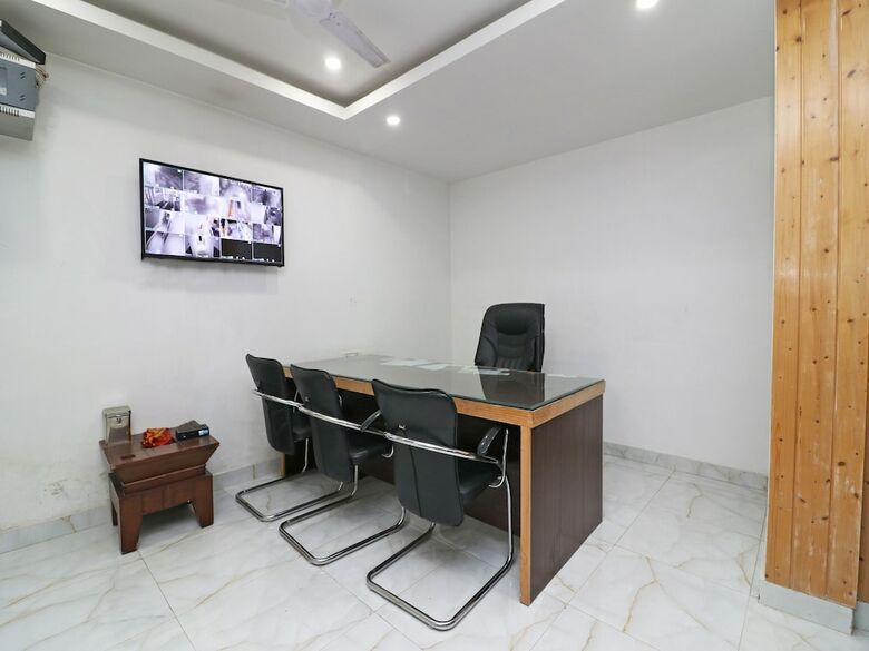 Hotel Spot On 42402 Doon Inn