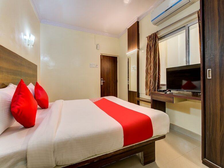 Oyo Flagship 36693 Hotel Royal Enclave
