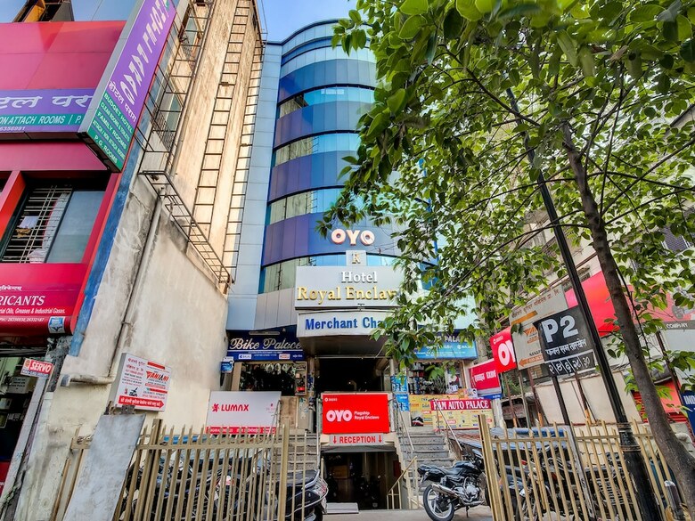 Oyo Flagship 36693 Hotel Royal Enclave