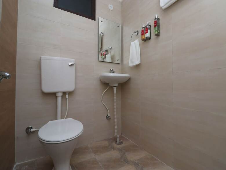 Hotel Oyo Flagship 29680 Bbd