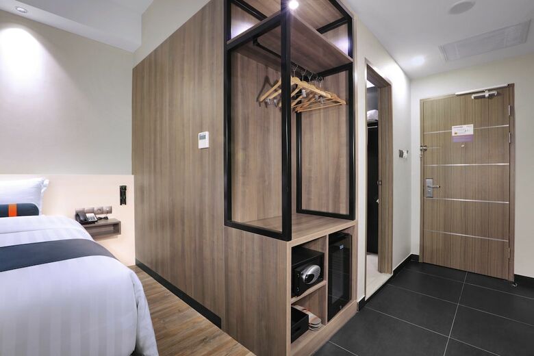 Hotel Harper Wahid Hasyim Medan By Aston