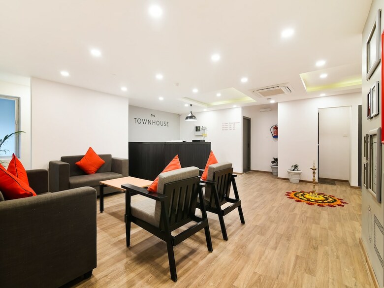 Hotel Oyo Townhouse 124 Srm