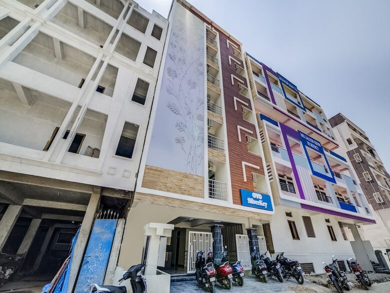 Hotel Silverkey Executive Stays 19907 Hafeezpet