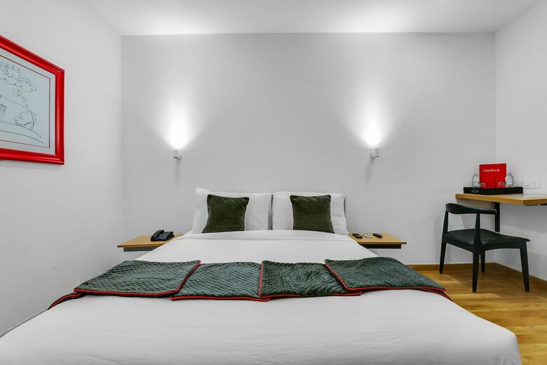 Hotel Oyo Townhouse 87 Spartan Nagar