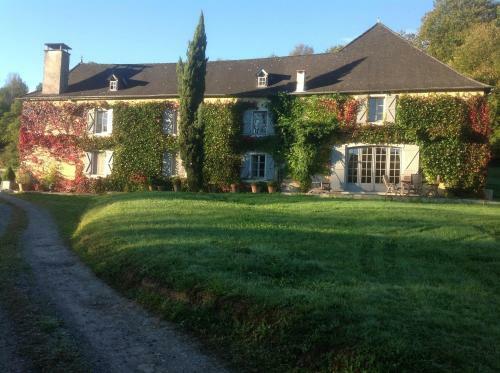 Hostal Maison D'h�tes La Bastide Estratte