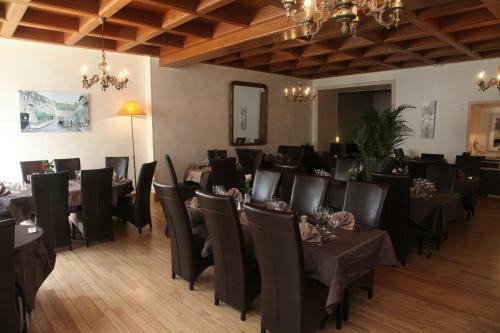 Hotel Logis L'ecu De France