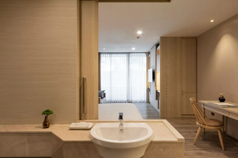 Hotel Ana Park