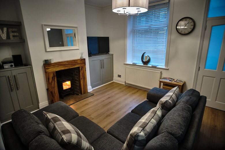 The Townhouse Simple2let Serviced Apart