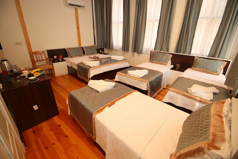 Grand Konak Hotel