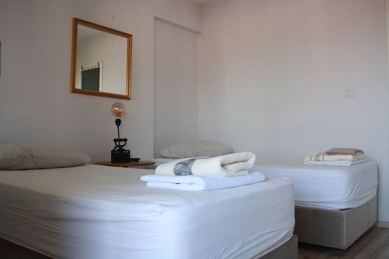 Hostal La Luna Hostel