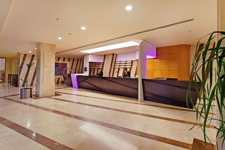 Hotel The Green Park Pendik