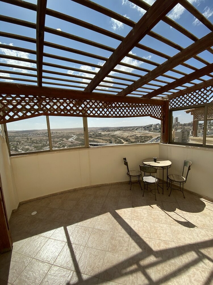 Hotel Sky View Home Stay