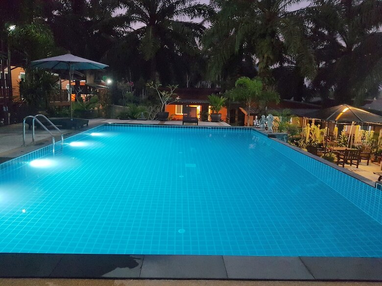 Hotel Oyo 964 Palmthien? Poll? Villa? Aonang