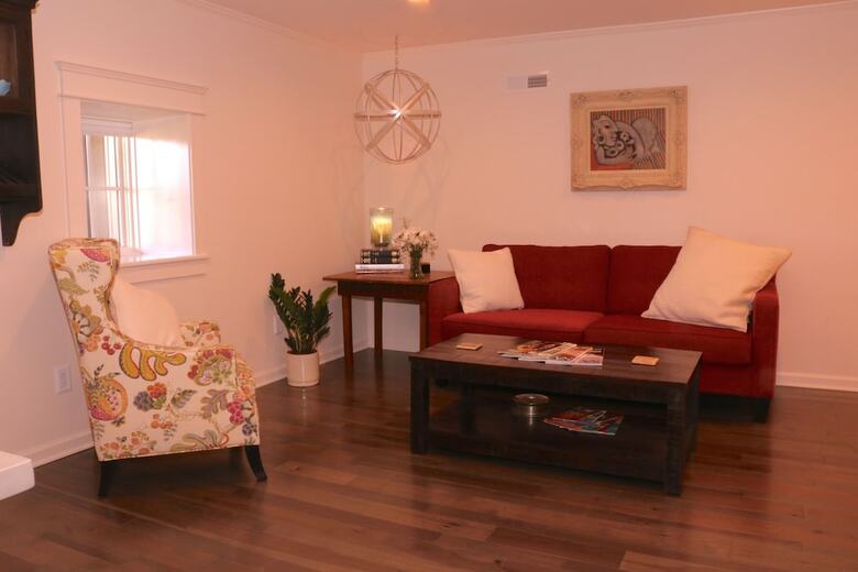 Belmont Blvd Bed And Breakfast