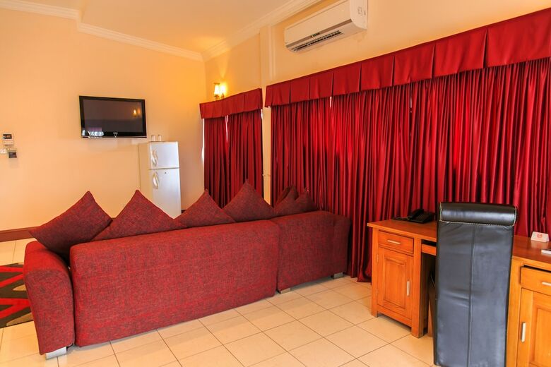 Highgate Hotel