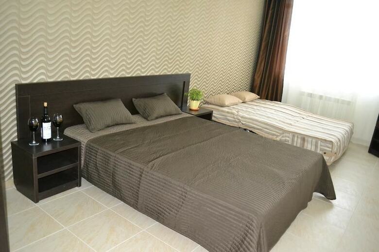 Tri Morya Hotel