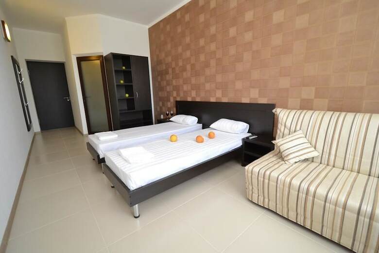 Tri Morya Hotel