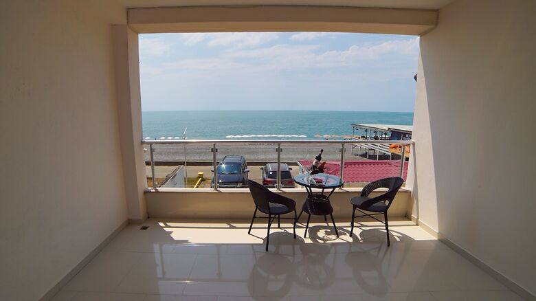 Hotel Kobuleti Beach Club