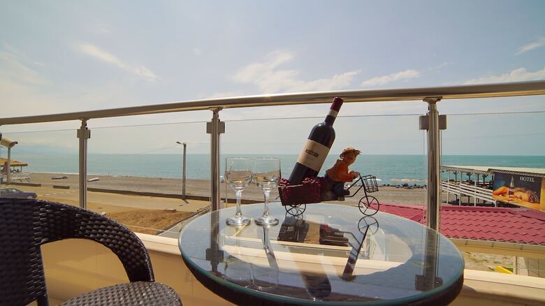 Hotel Kobuleti Beach Club