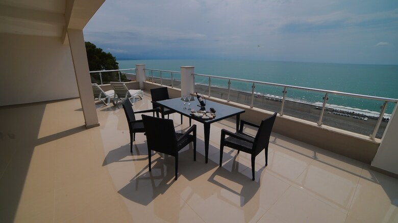 Hotel Kobuleti Beach Club