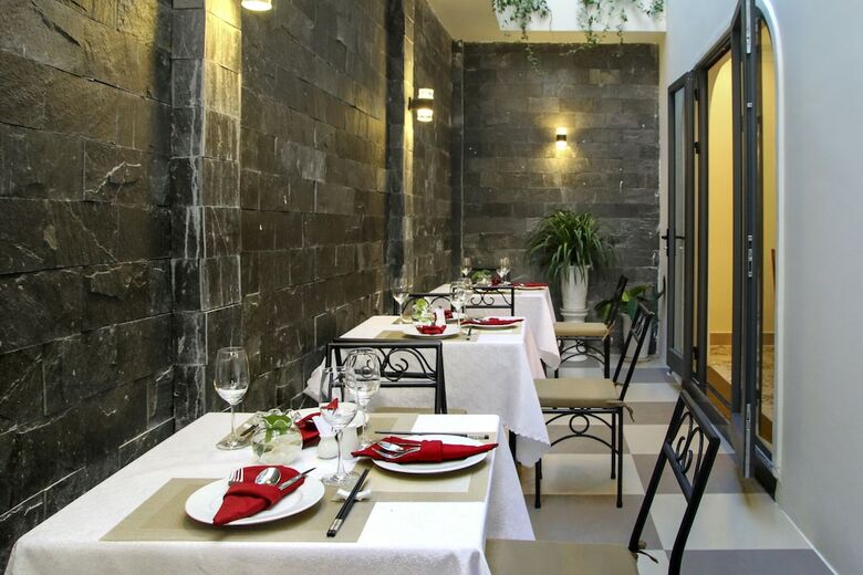 Uptown Hoi An Hotel