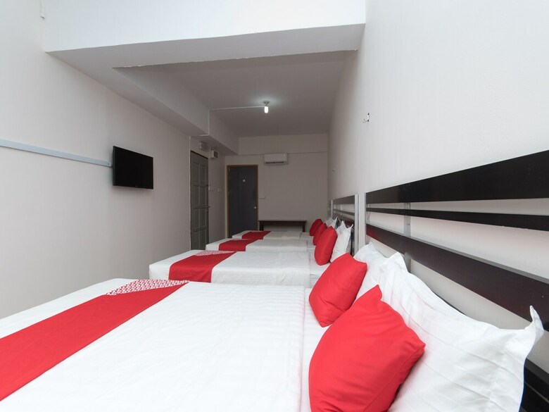 Hotel Oyo 1128 Lodge 88 (1)