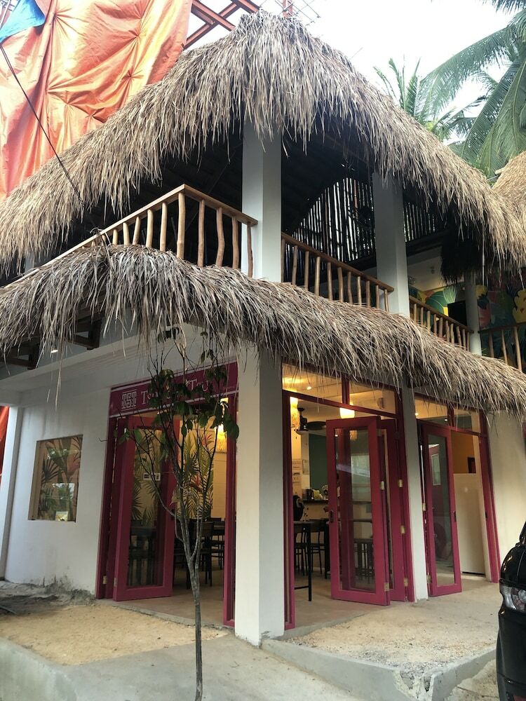 Hotel Way Shack Hostel