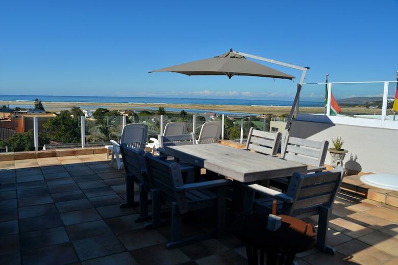 Thanda Vista - Bed And Breakfast