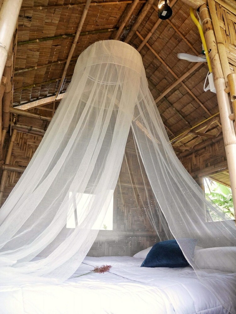 Hotel Samui Caravans Hill Camp