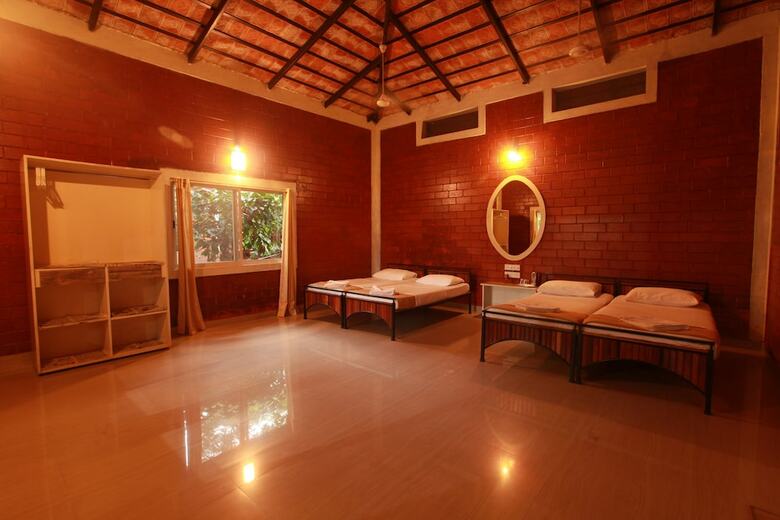Hotel Eagle Eye Resorts