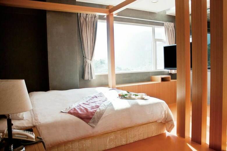 Lichiuan Hotel Spring Hotel