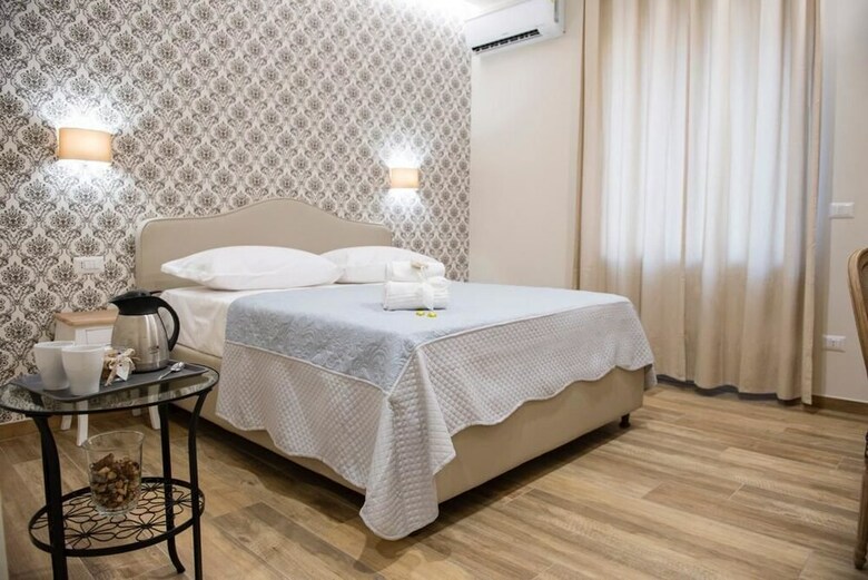 Bed & Breakfast Camera E Caff� Deluxe