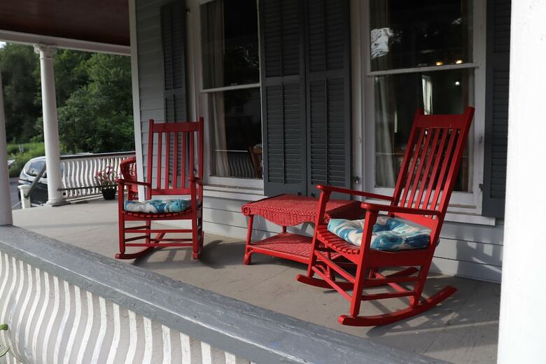 Reynolds House Inn & Motel