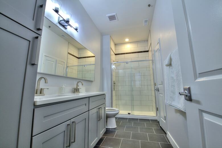 Steelyard Apartment