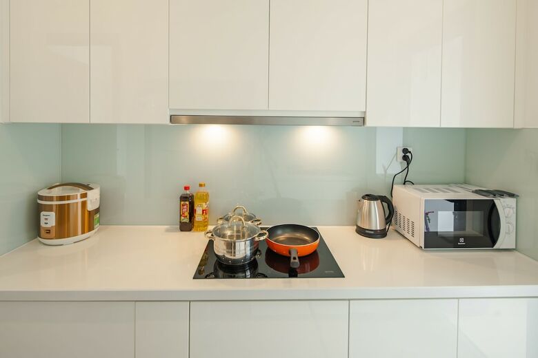 Aparthotel Luxhome Vinhomes Skylake