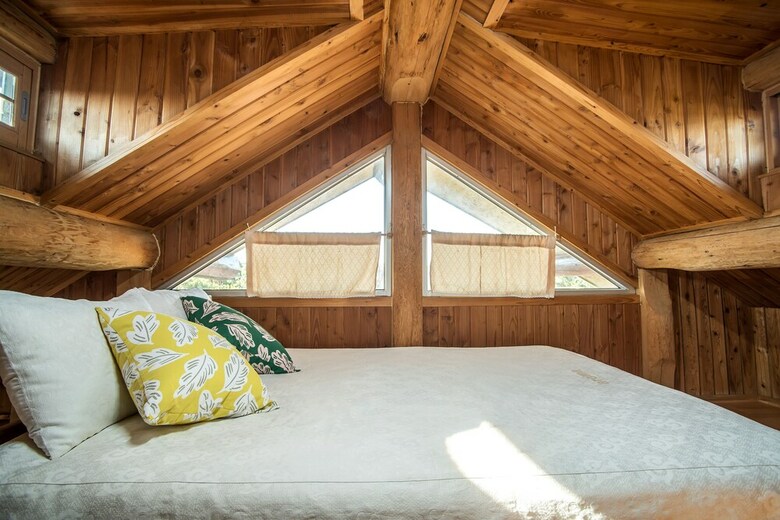 Jeju Seogwipo Log House Pension