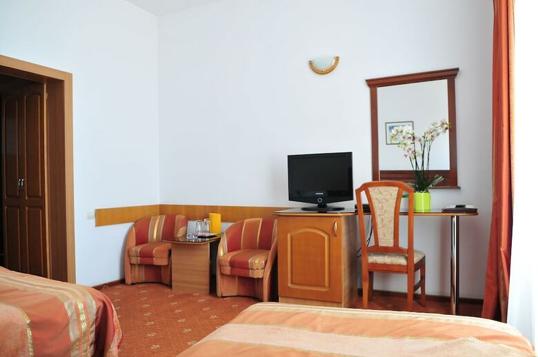 Hotel Emma Est