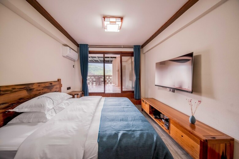 Xijiang Village Vision Hotel