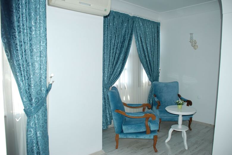 Urcu Hotel