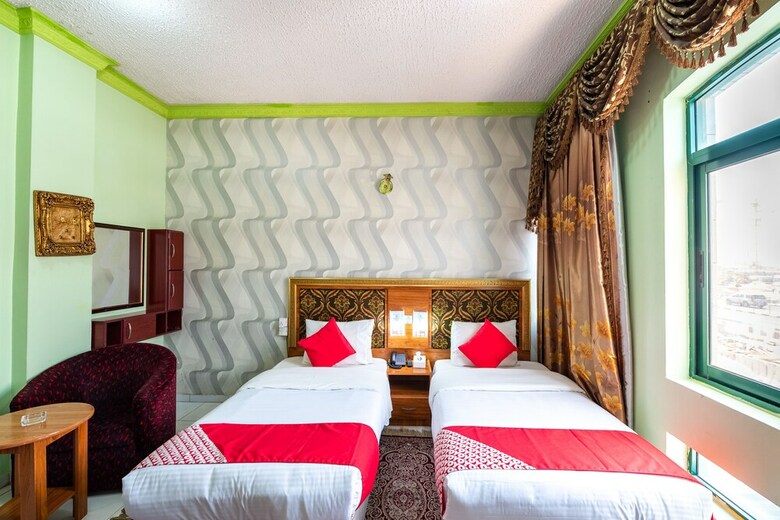 Oyo 191 Golden Sea Hotel