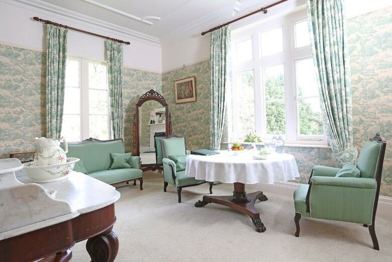 Bed & Breakfast Llangattock Park House