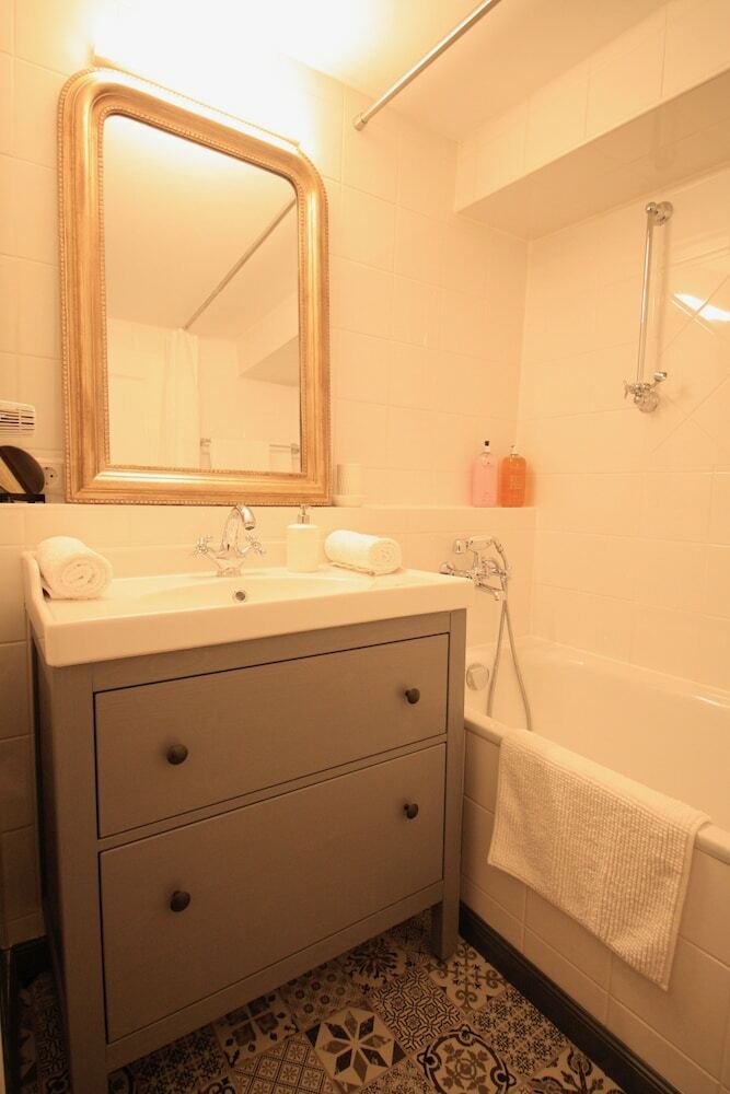 Boutique Charme Apartments 10