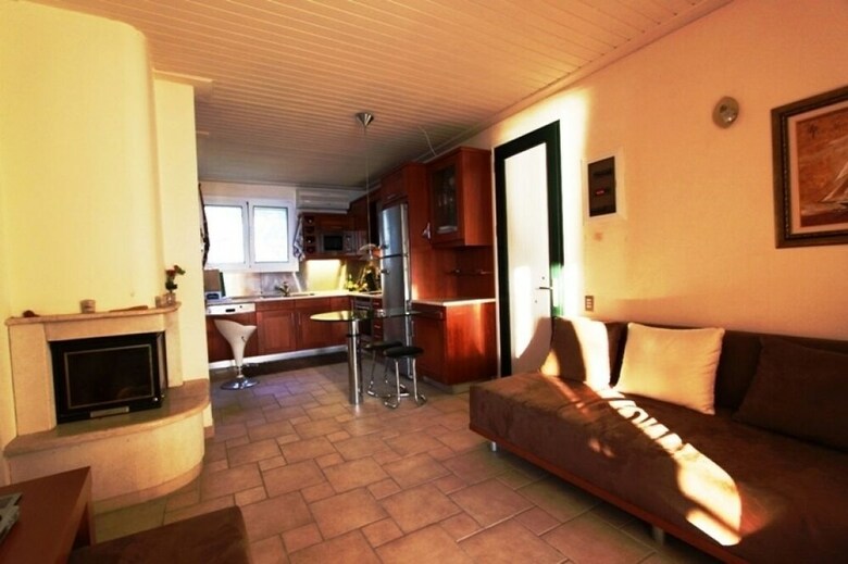 Beachfront 2 Bedroom Luxury House