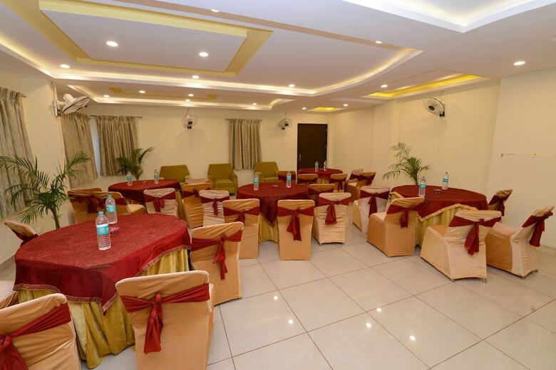 Hotel Sanobar